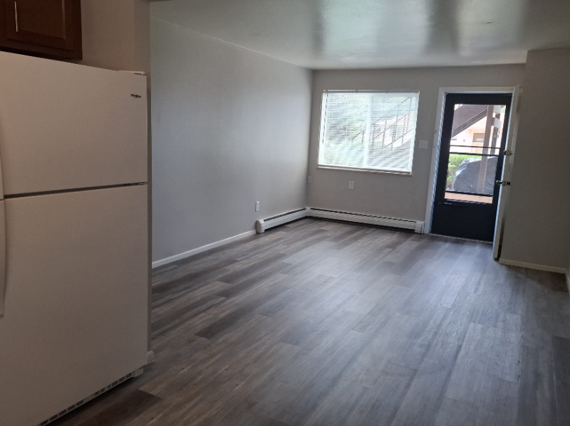 1062 Westmoreland Rd #2 - Photo 4 of 17