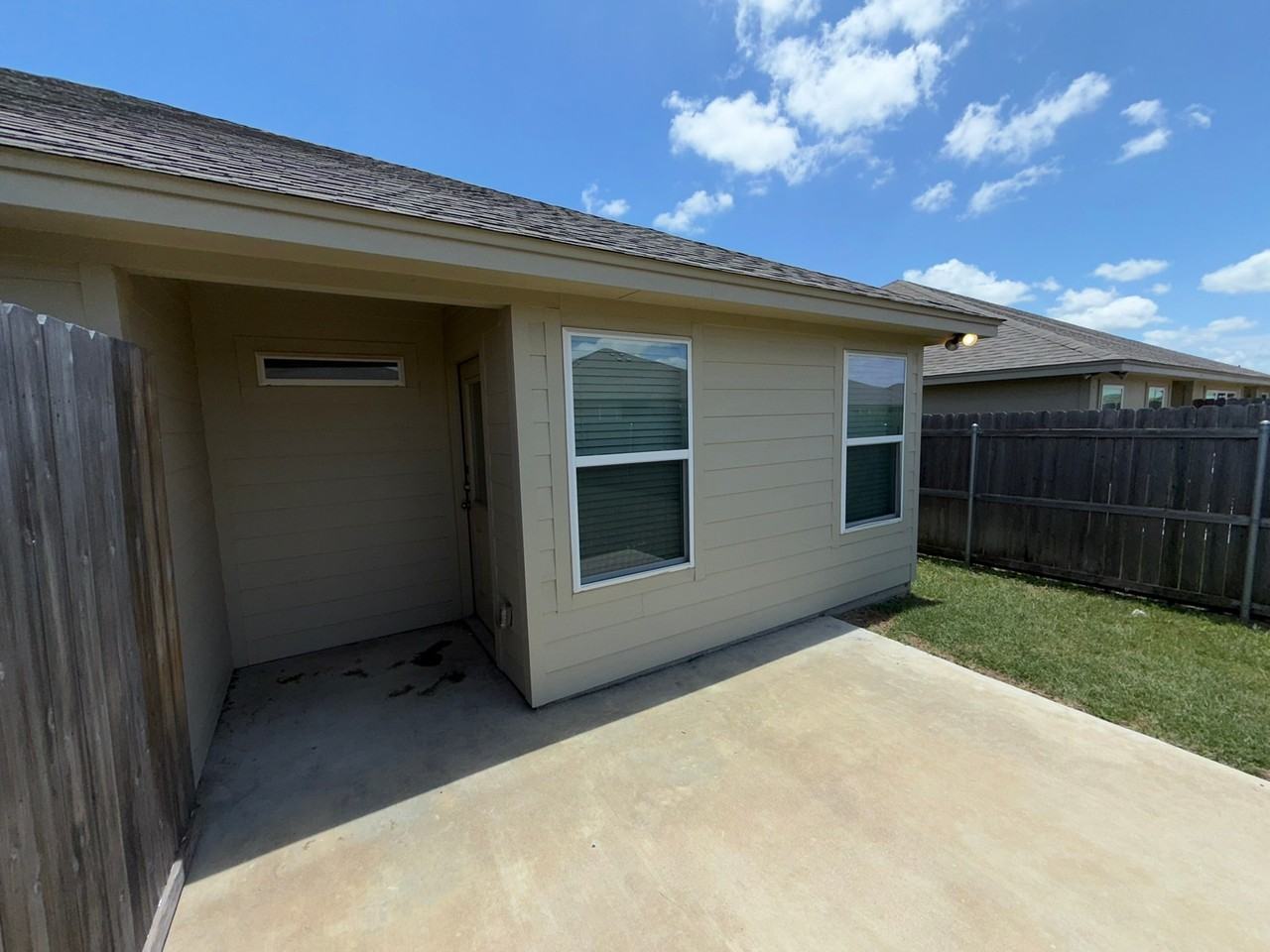 3206 Addison Way - Photo 5 of 10