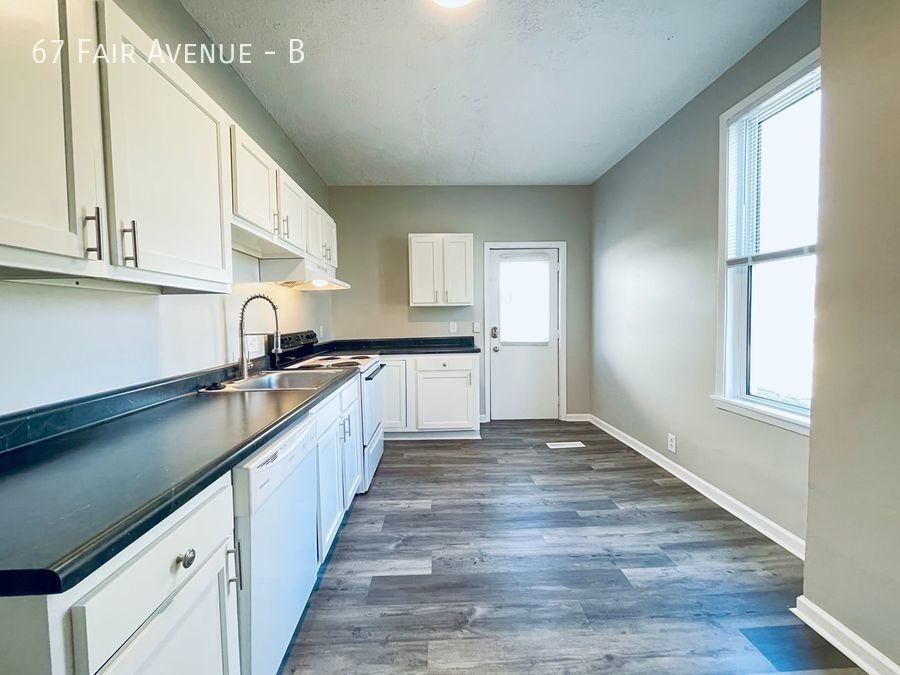 67 Fair Ave #B - Photo 6 of 50