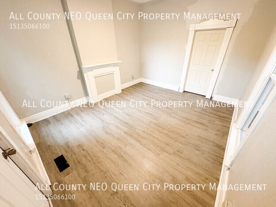 84 Vine St - Photo 2 of 14