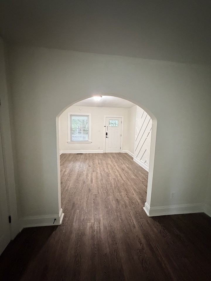 1359 N 6th St #NA - Photo 4 of 17