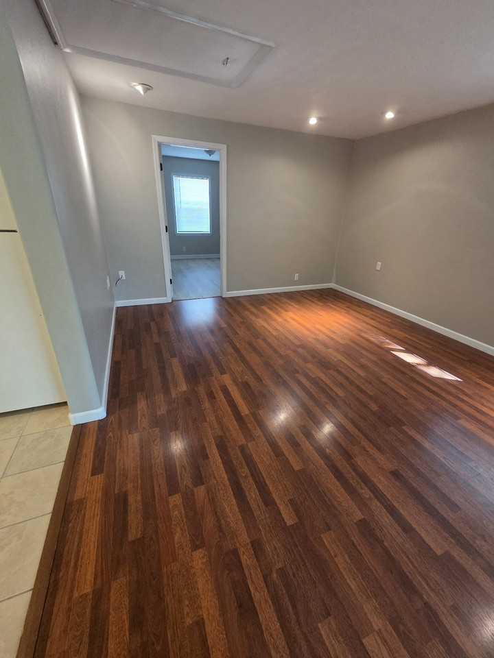 550 S 4th St #NA - Photo 7 of 16