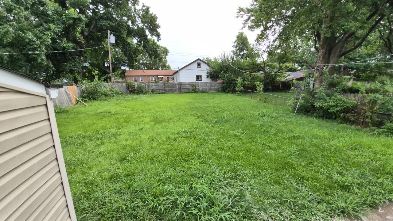 1210 Saint Richard Dr #NA - Photo 7 of 9