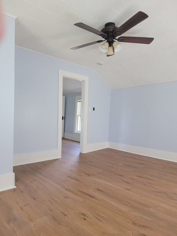 20 E Courtney St - Photo 4 of 9