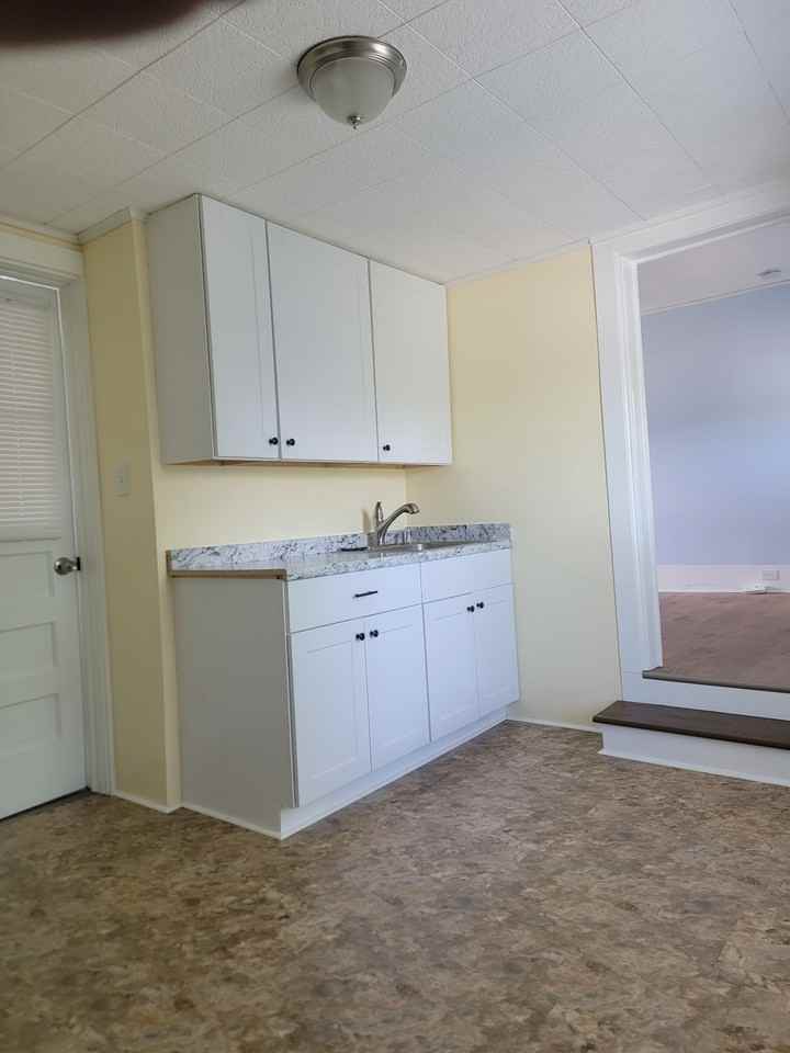20 E Courtney St - Photo 5 of 9