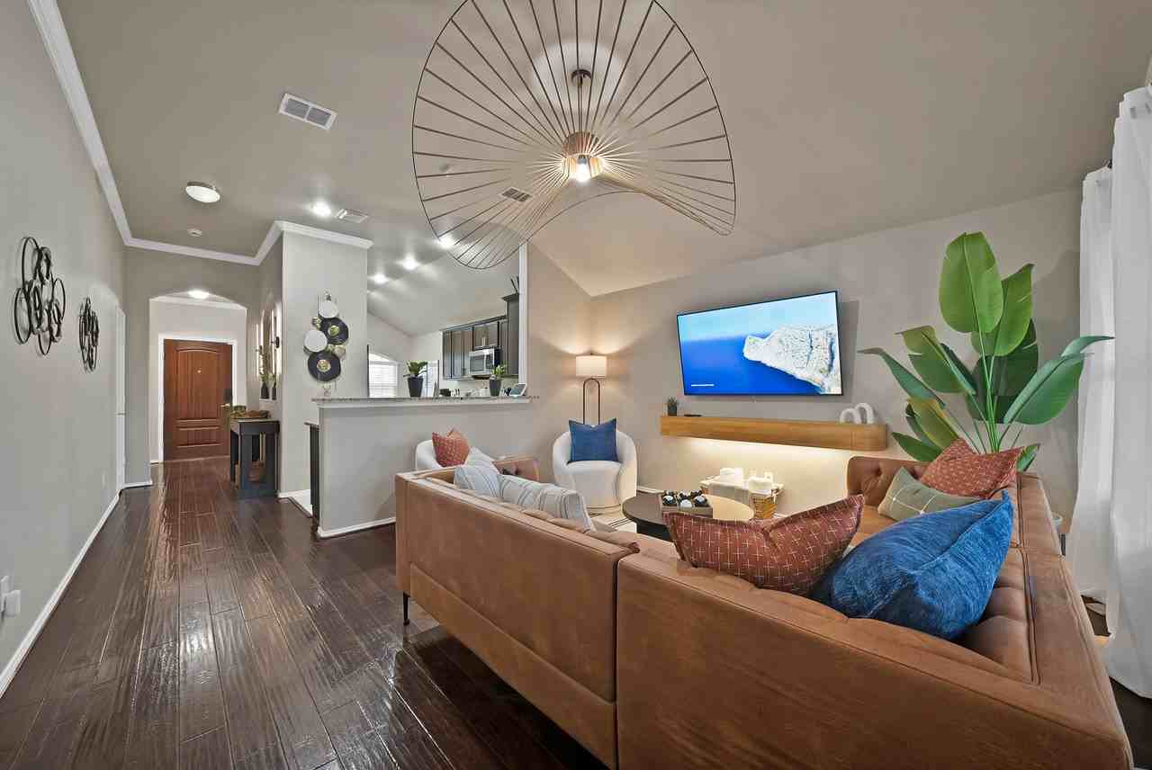 608 Crazy Horse Dr #NA - Photo 5 of 28