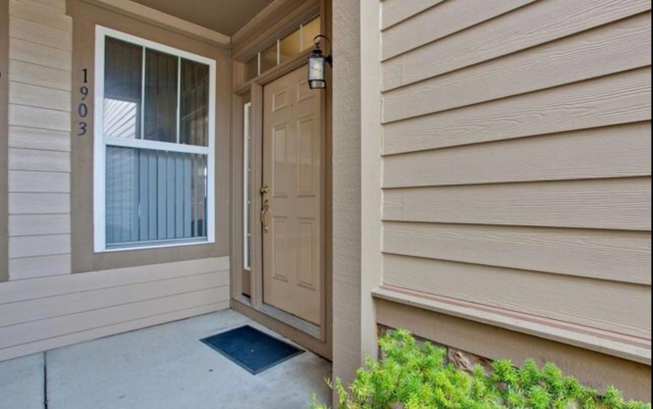 1903 Crenshaw Cir #1903 - Photo 3 of 22