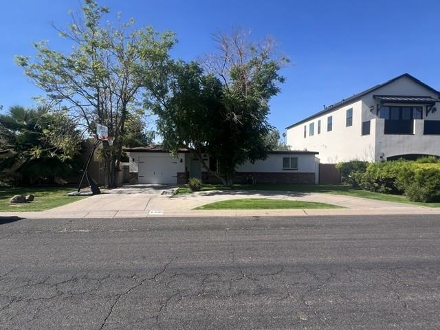 4238 N 45th Pl #NA - Photo 4 of 25
