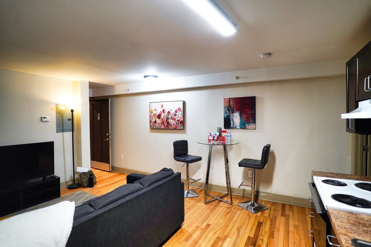 513 Park Ave #001 - Photo 2 of 8