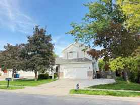 704 Country Club Dr - Photo 1 of 1