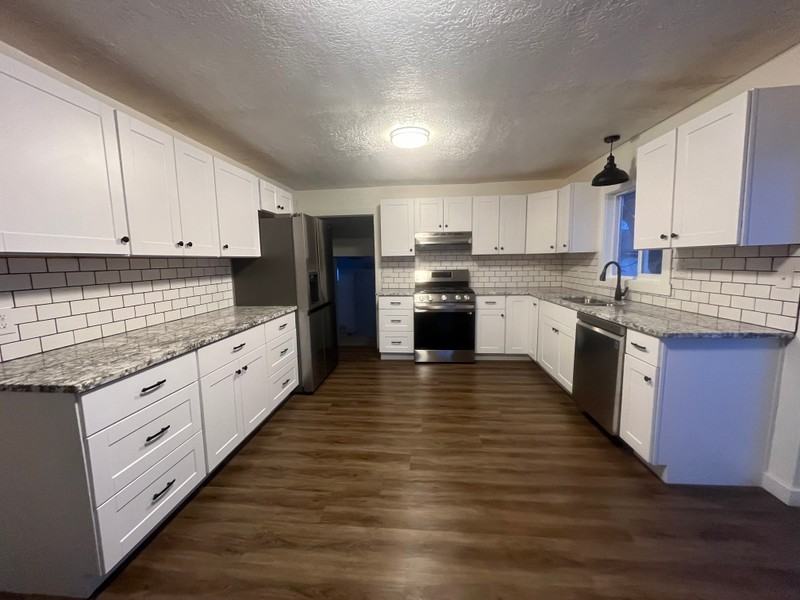 1474 E Main St - Photo 2 of 18