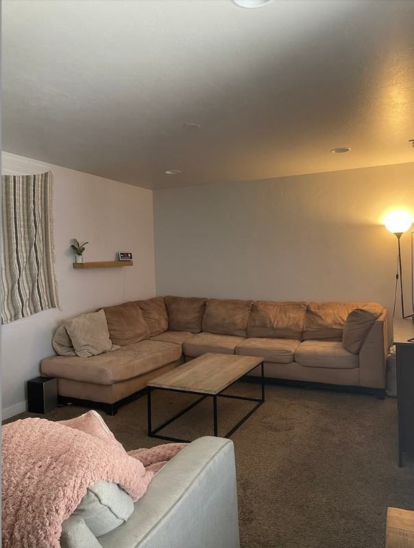 794 Crimson Ct - Photo 4 of 9