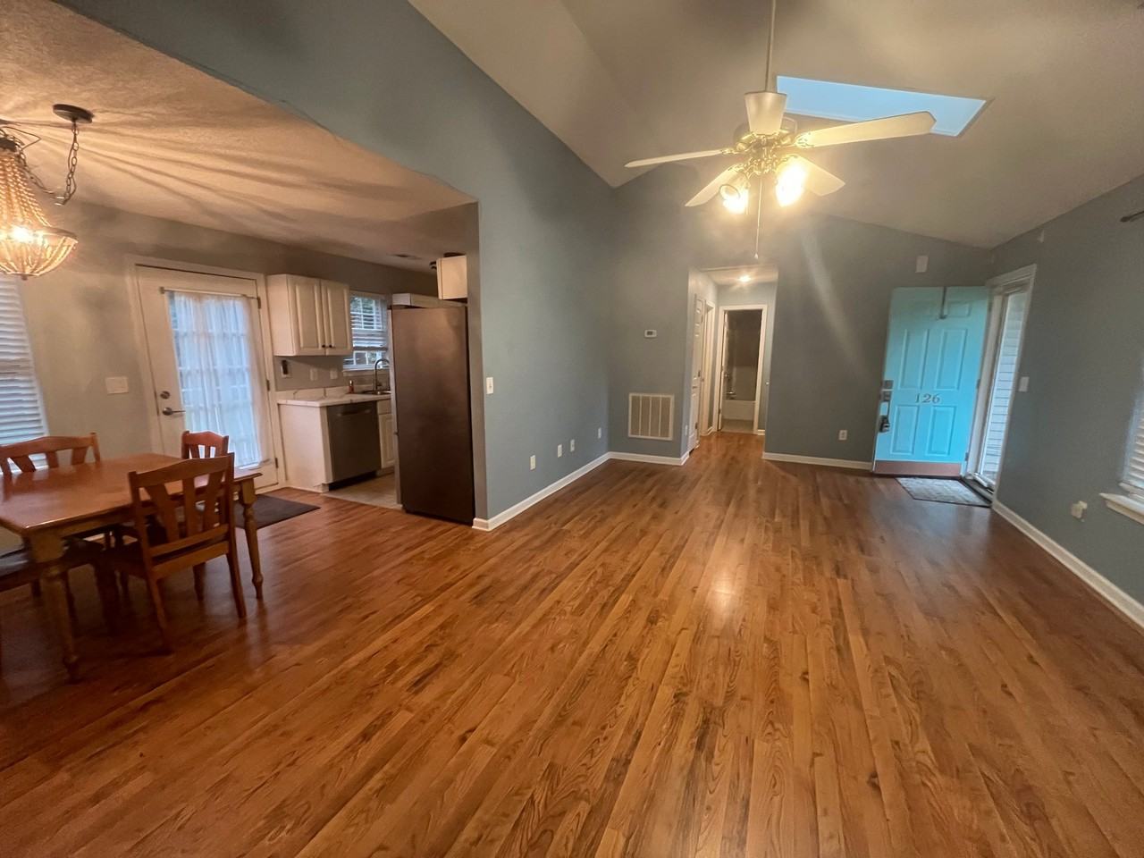126 Blueberry Ln - Photo 3 of 16