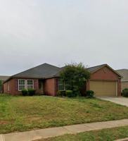 featured image of 213 Ivyleaf Dr Nw