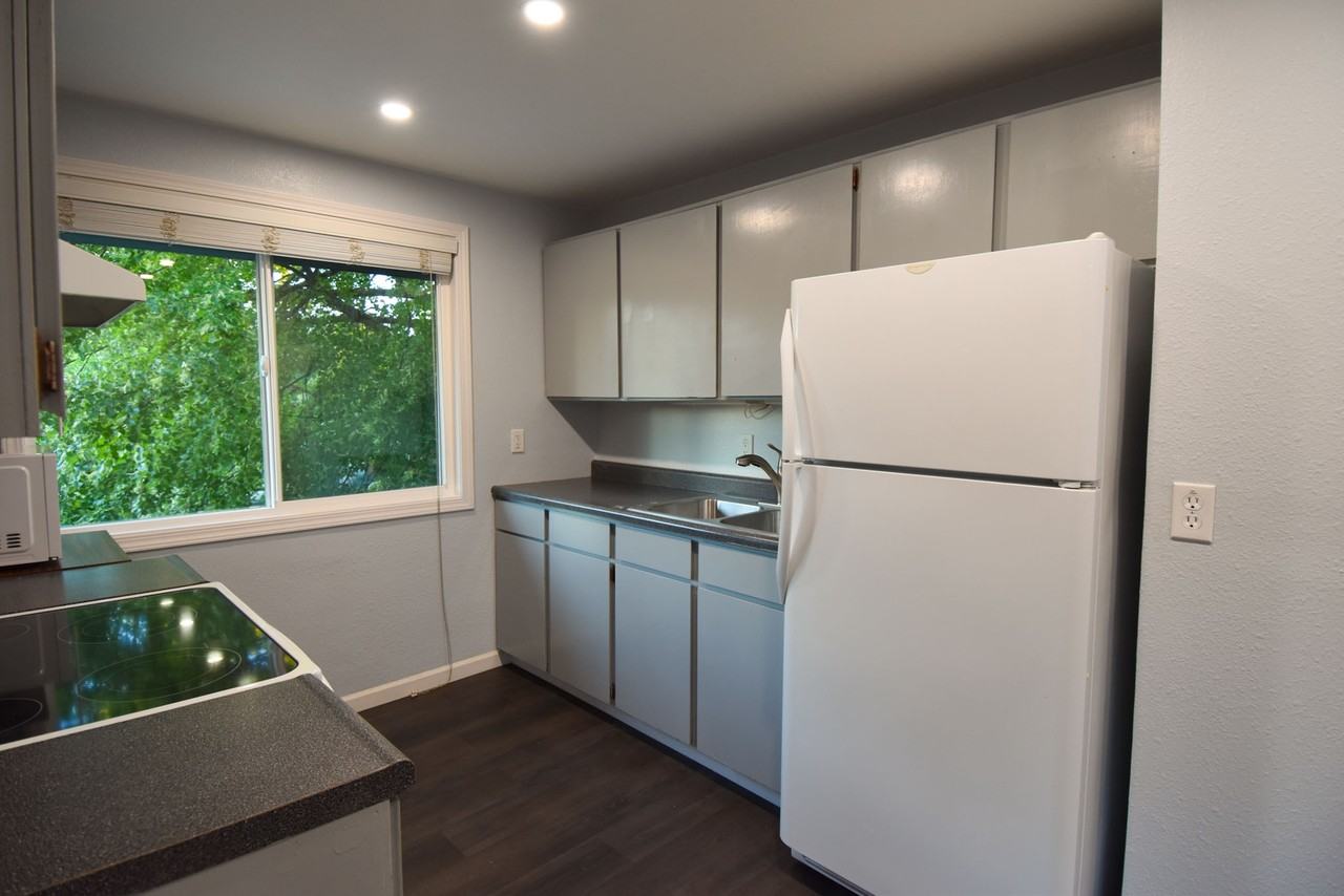 10170 Sw Winter Ln #ADU - Photo 7 of 20