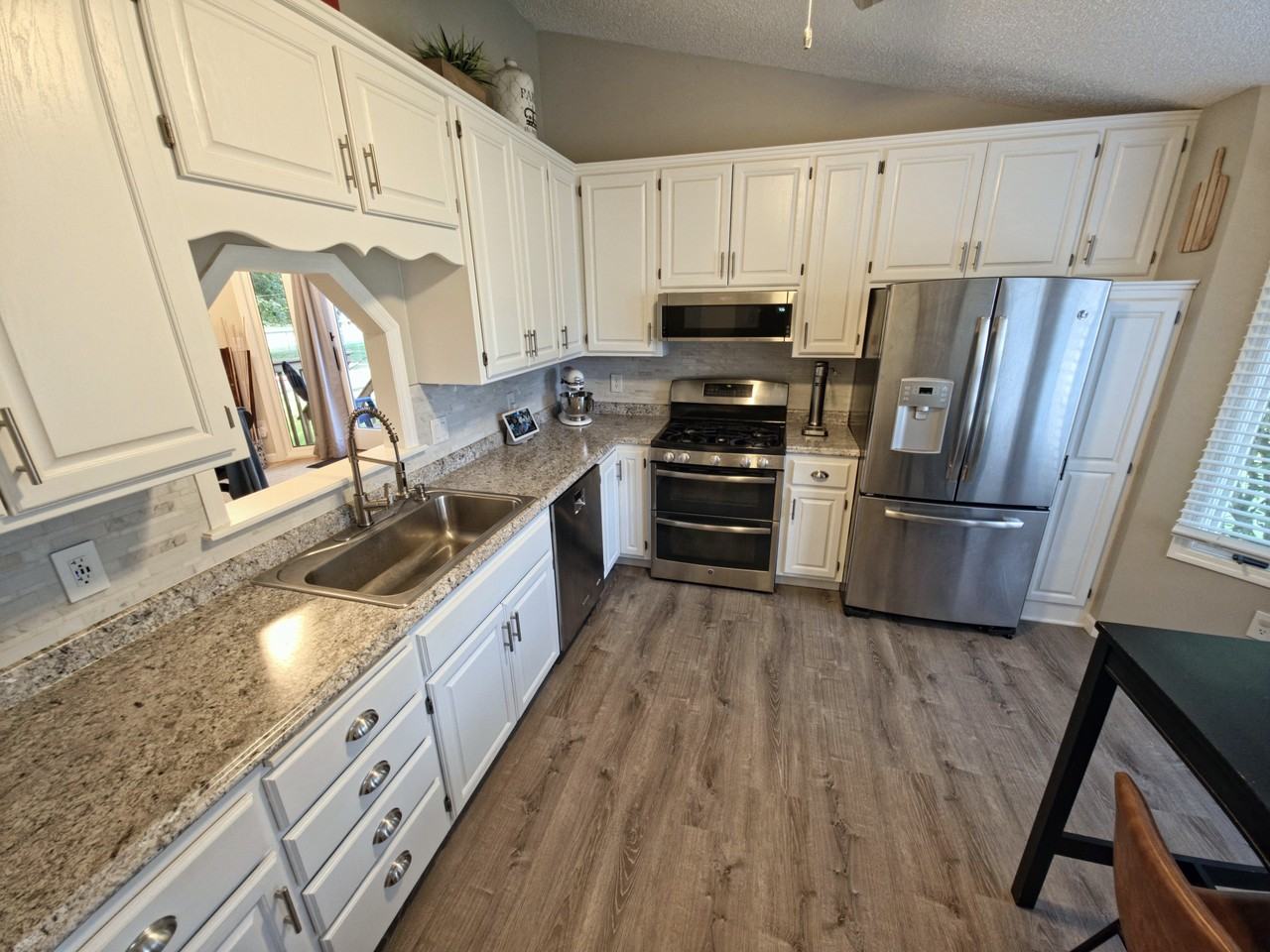 8214 109th Pl N #NA - Photo 2 of 24