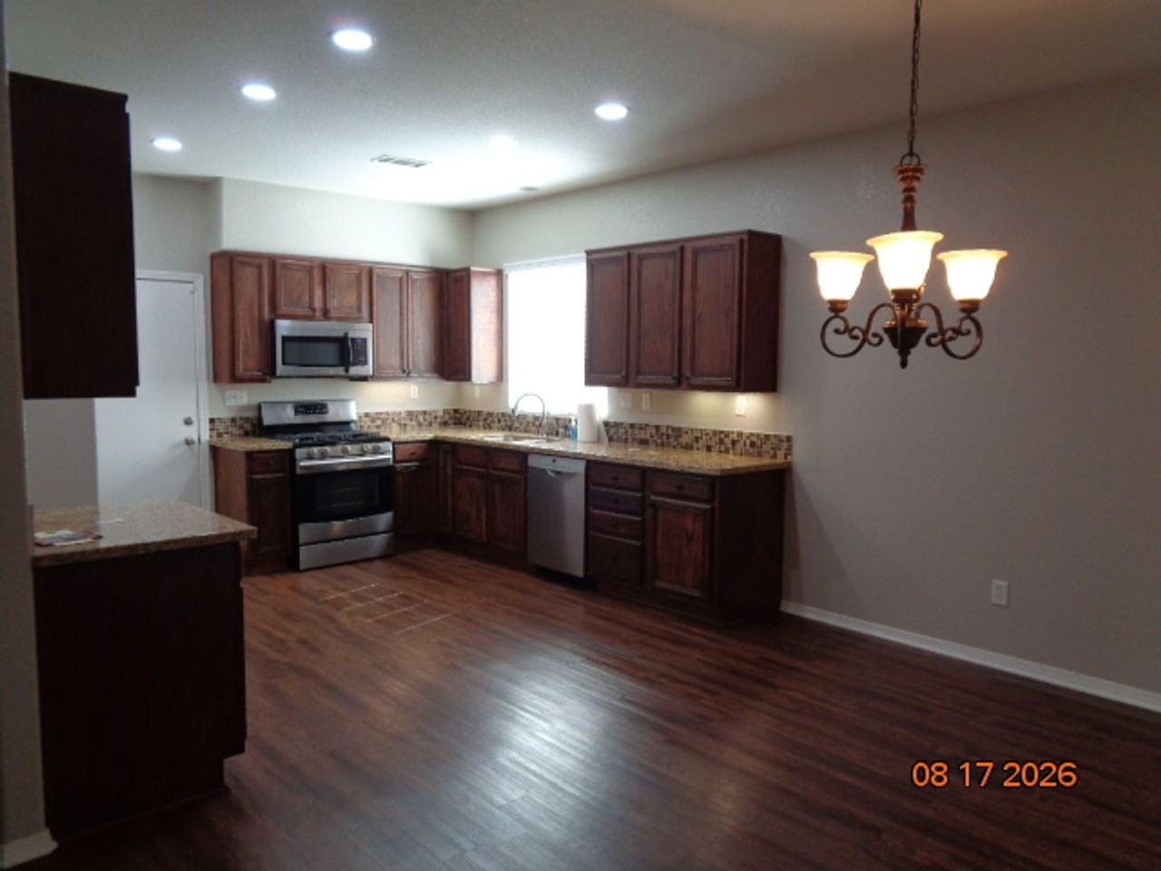2739 Garnet Ln - Photo 6 of 26