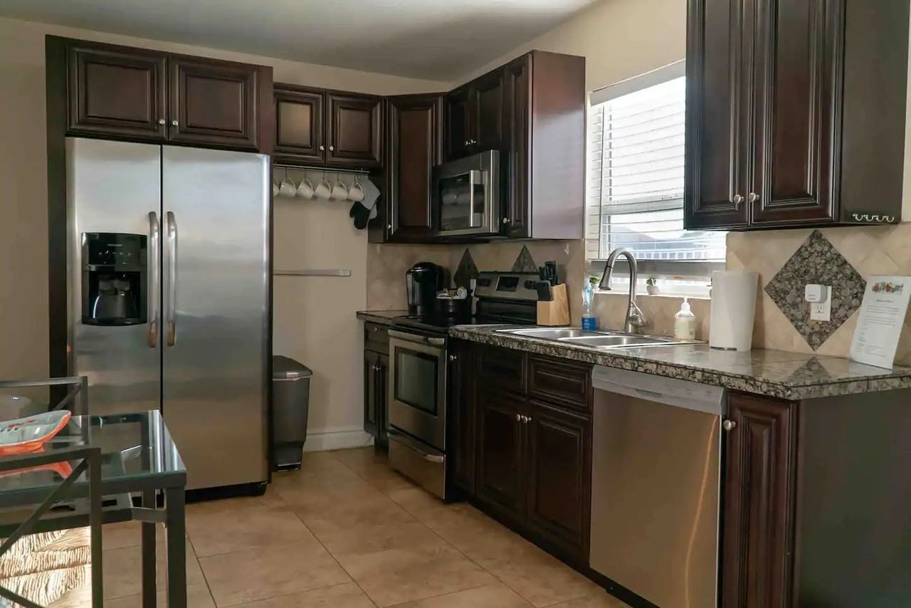 1739 E Granada Rd #2 - Photo 4 of 16