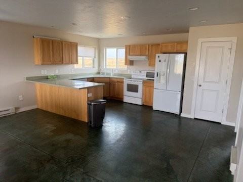 574 Montana Ave - Photo 2 of 9