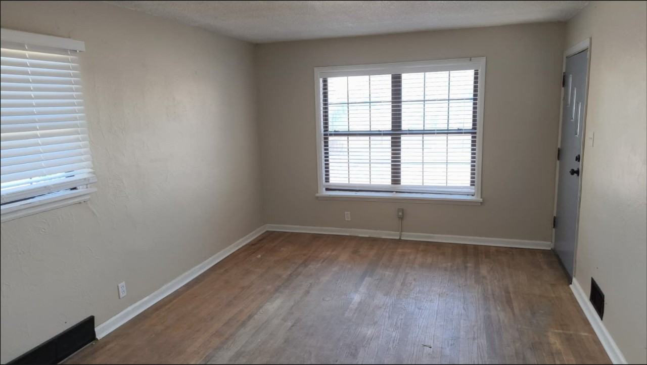 1625 E 18th St - Photo 5 of 9