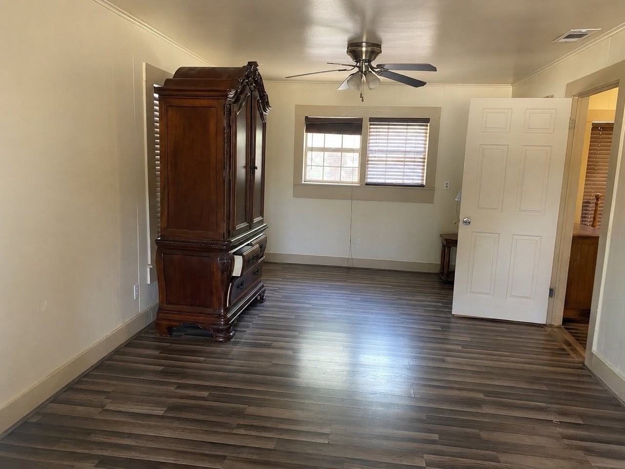1900 Antelope St - Photo 2 of 10