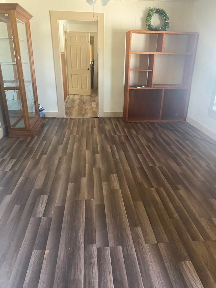 1900 Antelope St - Photo 3 of 10