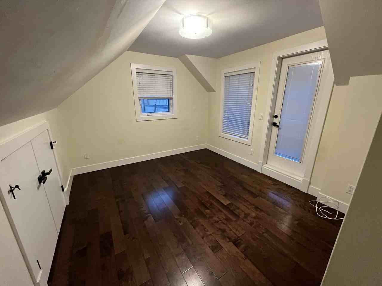 718 West 46th Avenue - Photo 7 of 13