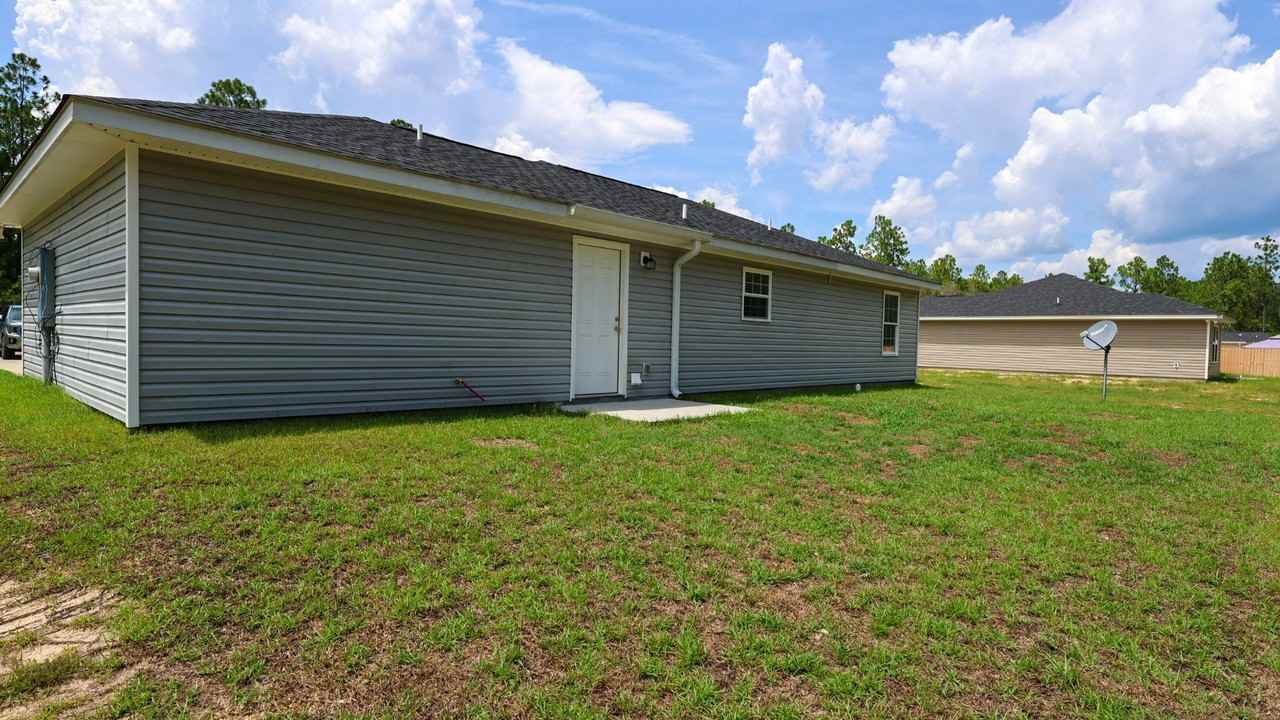 521 Church Cir - Photo 3 of 16