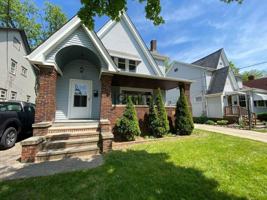 featured image of 3937 W 157th St Uppr