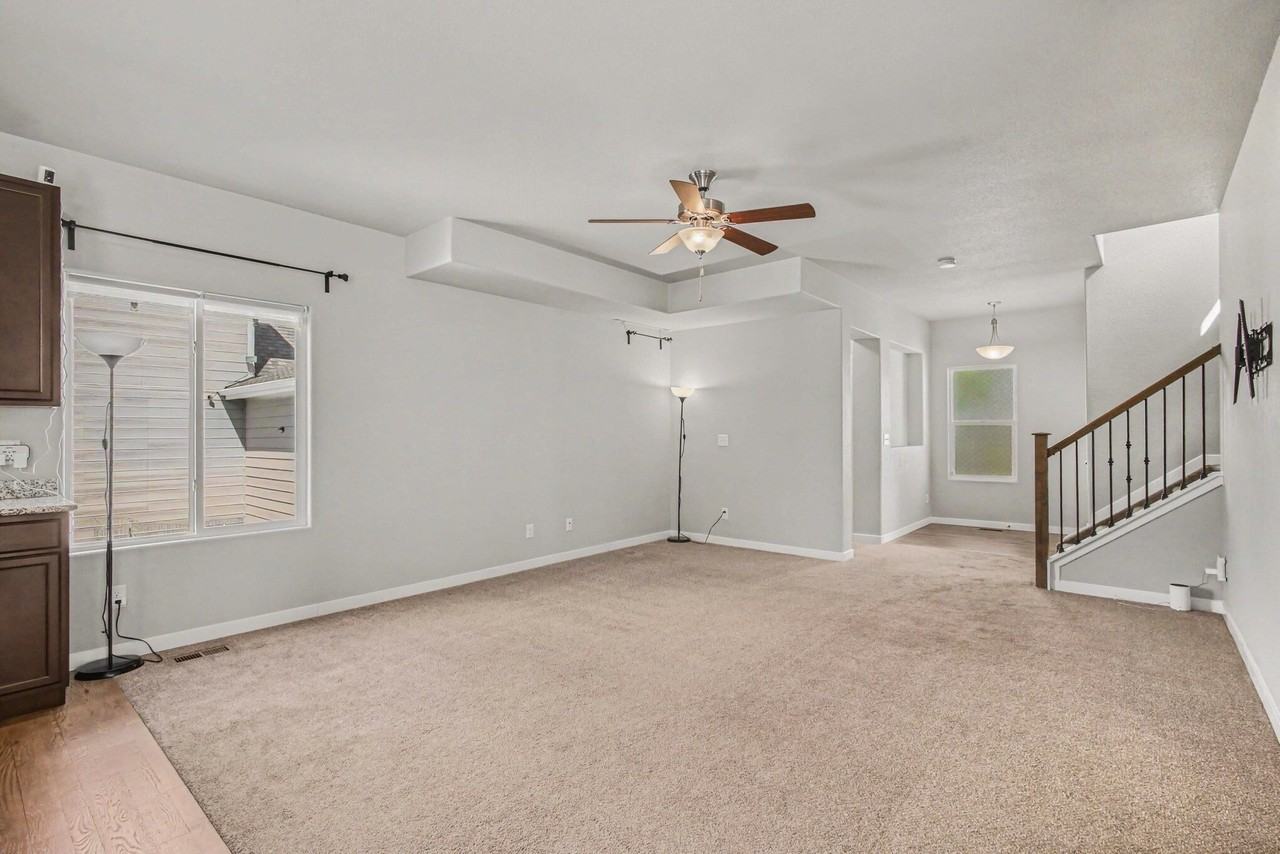 1437 Grand Overlook St - Photo 6 of 36