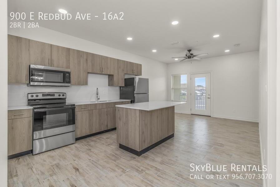 900 E Redbud Ave #16A2