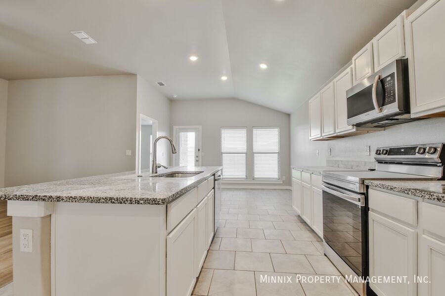 13407 Avenue R #1FS - Photo 5 of 32