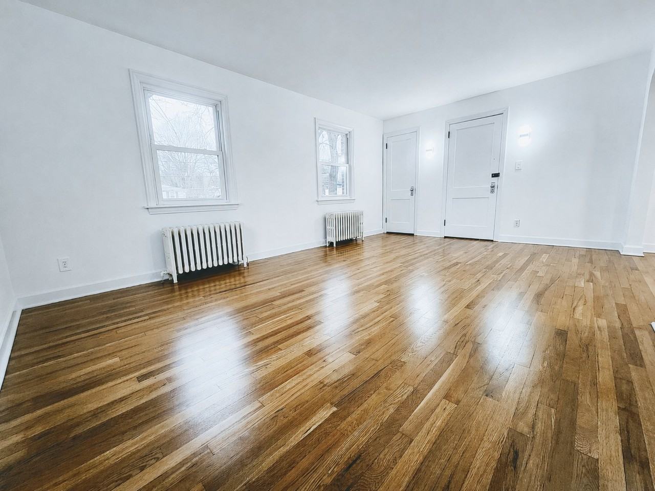 726 Chenango St #1S - Photo 3 of 15