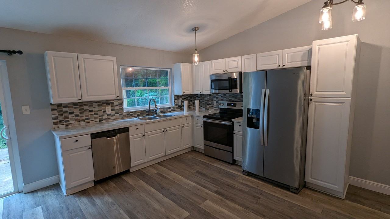 492 Wild Fox Dr - Photo 6 of 16
