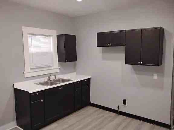 32 Adler St #32 - Photo 3 of 10