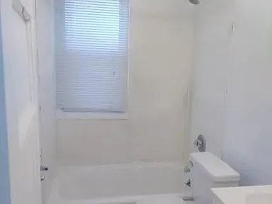 523 S Drexel Ave - Photo 4 of 4