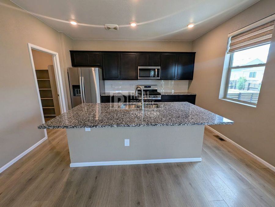 26801 E Ellsworth Ave - Photo 7 of 29