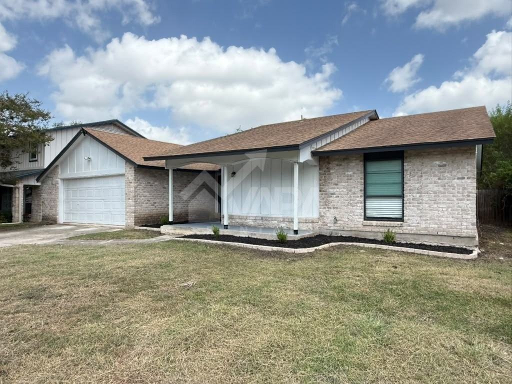 6707 Cypress Lake Dr - Photo 2 of 19