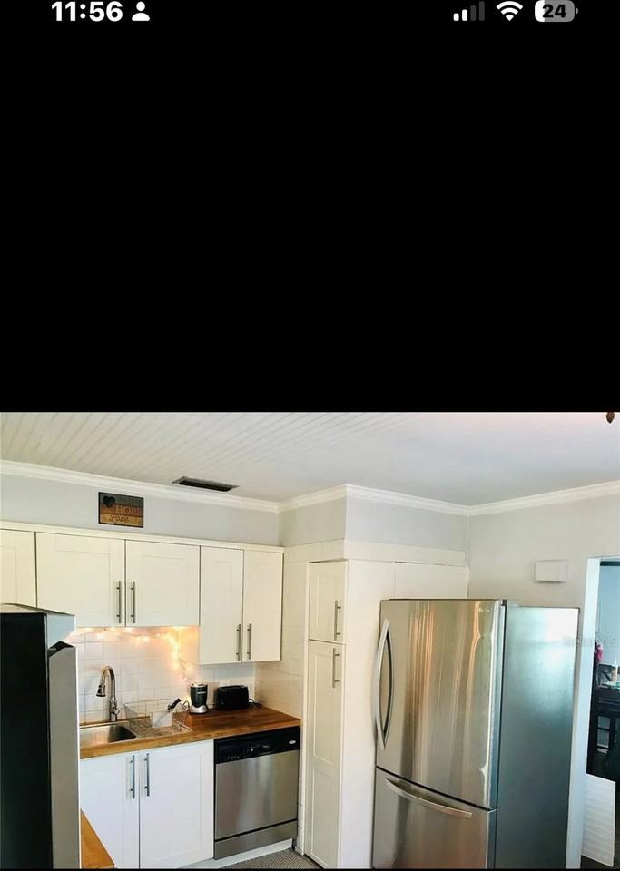 834 61st Ave Ne - Photo 3 of 11