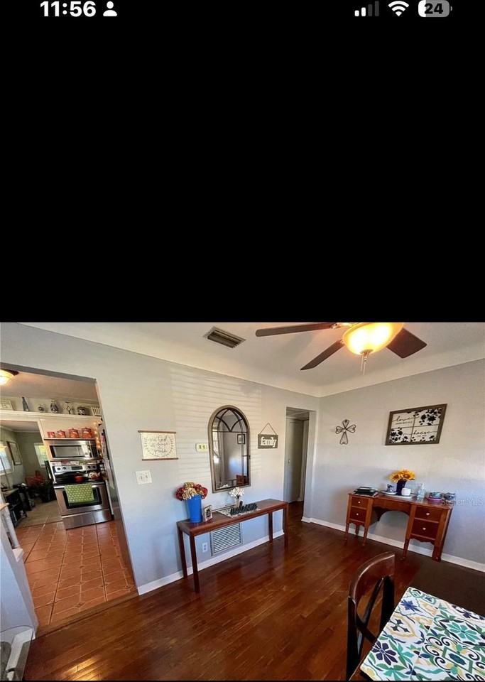 834 61st Ave Ne - Photo 4 of 11