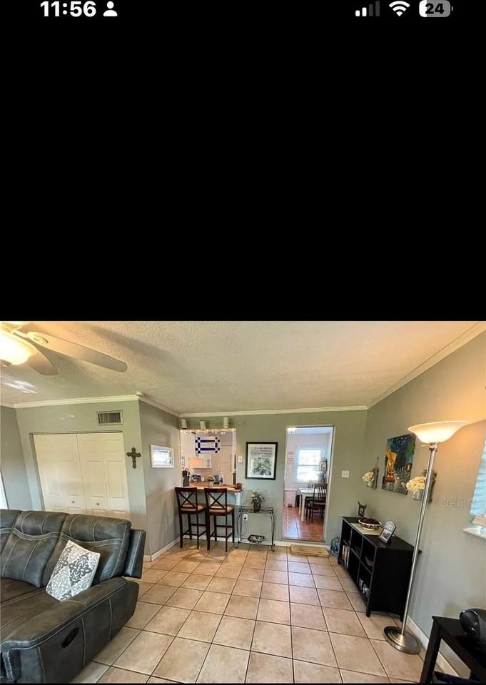 834 61st Ave Ne - Photo 6 of 11