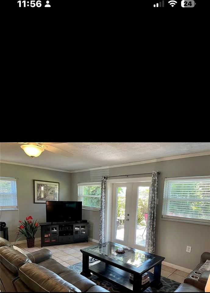 834 61st Ave Ne - Photo 7 of 11
