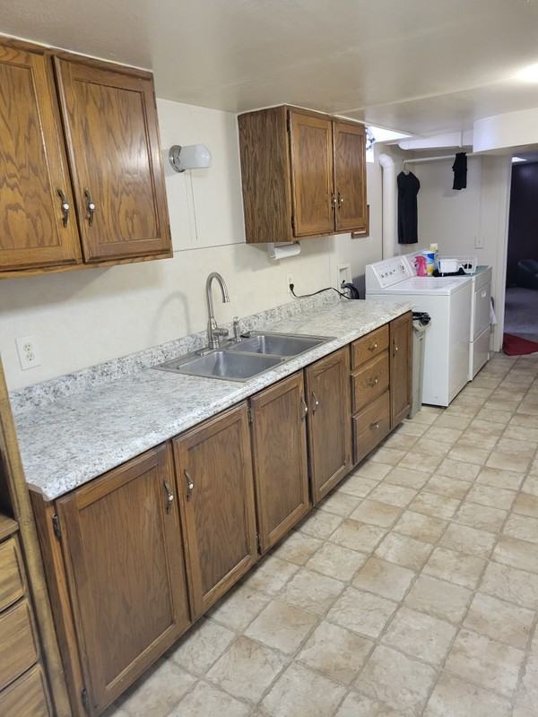 395 Ne - Photo 2 of 12