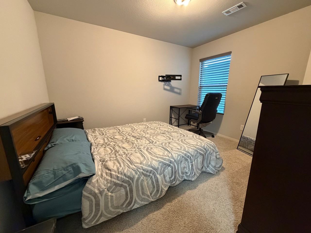 20 Big Bend Dr - Photo 3 of 10