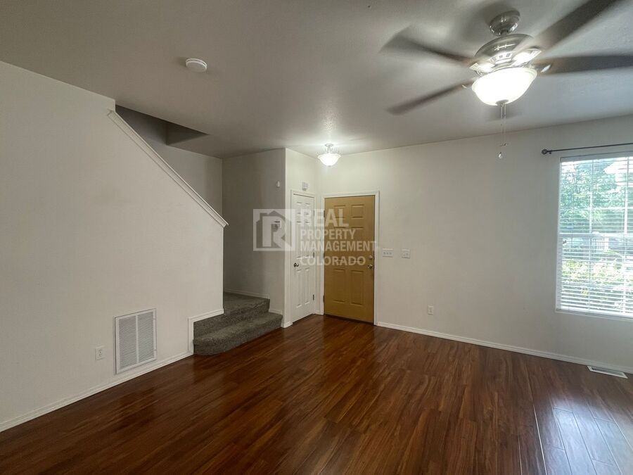 10557 Wells Pt - Photo 2 of 19