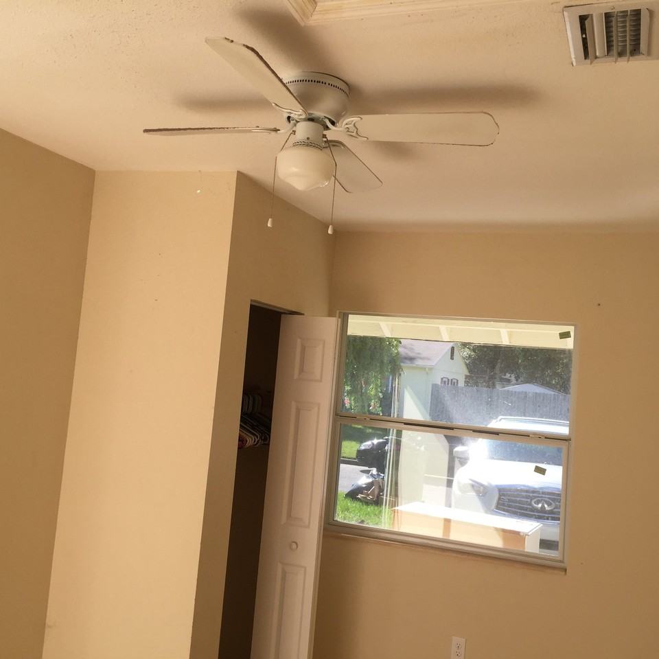 2209 19th St W - Photo 5 of 10