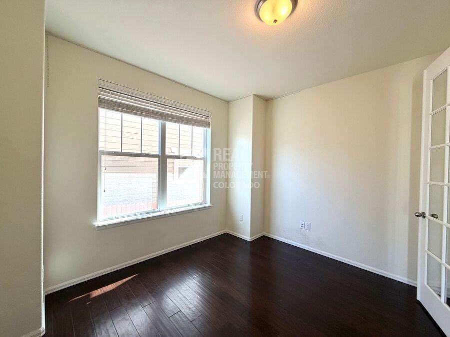 15098 Chicago St - Photo 2 of 20