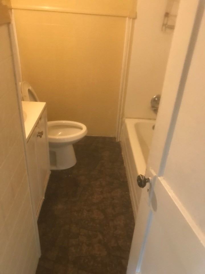 9014 Laisy Ave #UP - Photo 2 of 5