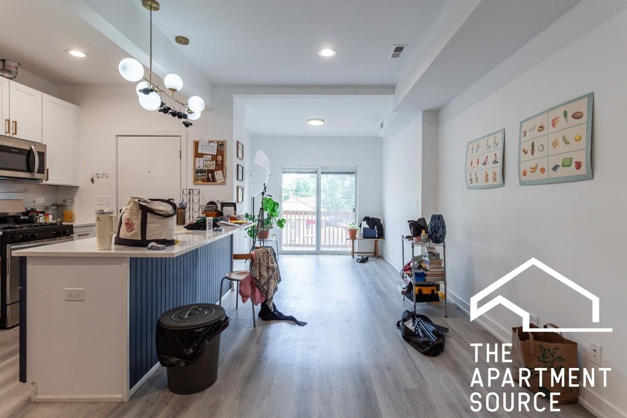 4937 N Saint Louis Ave #2S - Photo 2 of 20