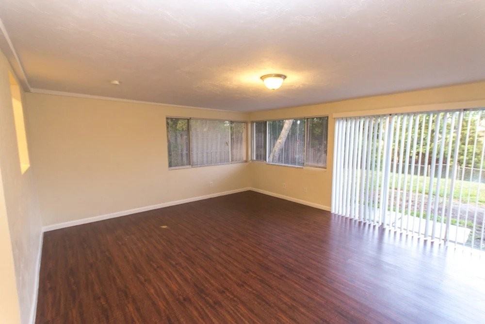 6900 Cypress Rd - Photo 2 of 15